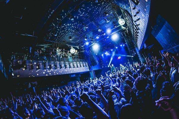 BACK-ON、20年の“青春”を鳴らした夜　Veats Shibuyaを包んだ大合唱と誇り