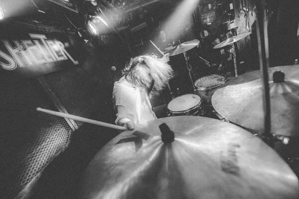 カライドスコープ × May Forth × Reccaが魅せた真っ向勝負の大熱演！ 『3×3×3 Tour』下北沢SHELTERを熱狂レポート