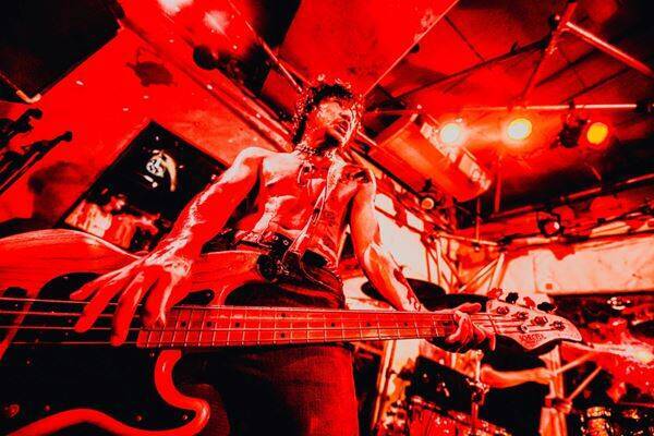 カライドスコープ × May Forth × Reccaが魅せた真っ向勝負の大熱演！ 『3×3×3 Tour』下北沢SHELTERを熱狂レポート