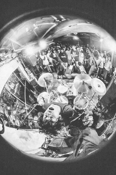 カライドスコープ × May Forth × Reccaが魅せた真っ向勝負の大熱演！ 『3×3×3 Tour』下北沢SHELTERを熱狂レポート