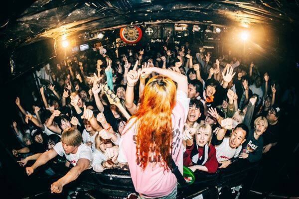 カライドスコープ × May Forth × Reccaが魅せた真っ向勝負の大熱演！ 『3×3×3 Tour』下北沢SHELTERを熱狂レポート