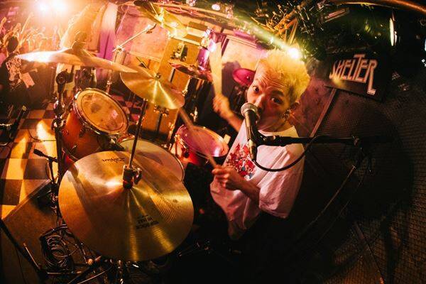 カライドスコープ × May Forth × Reccaが魅せた真っ向勝負の大熱演！ 『3×3×3 Tour』下北沢SHELTERを熱狂レポート