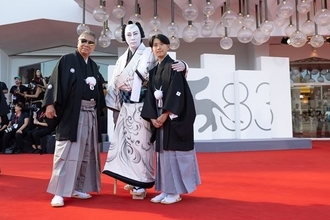 【インタビュー】映画『襲名』團十郎が歌舞伎衣裳でヴェネチア国際映画祭レッドカーペットに登場