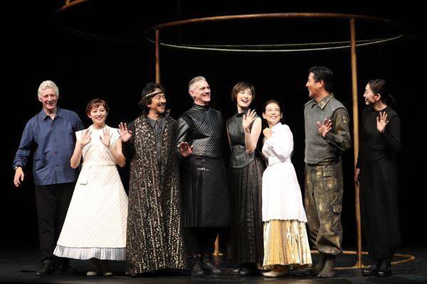 天海祐希が世界的ダンサー、アダム・クーパーと夢の共演「ご褒美です！」新作舞台『レイディマクベス』開幕