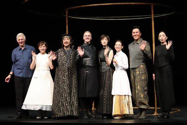 天海祐希が世界的ダンサー、アダム・クーパーと夢の共演「ご褒美です！」新作舞台『レイディマクベス』開幕