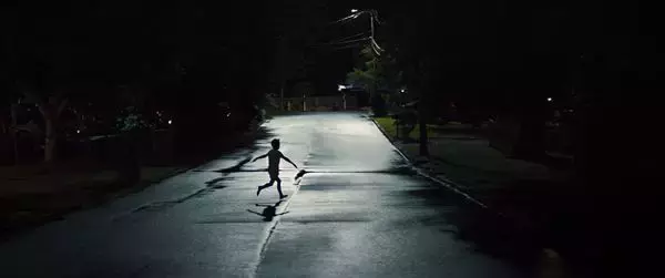 大谷翔平選手所属のLAドジャースの投稿も話題に『WEAPONS／ウェポンズ』社会現象となった姿を捉えた新場面写真公開