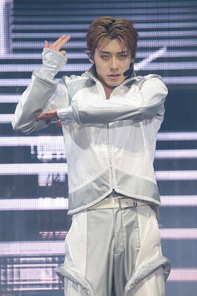 「ドームはゴールじゃない、スタートなんです」15年越しの夢、超特急が掴んだ東京ドーム――『BULLET TRAIN ARENA TOUR 2025-2026「REAL？」』最終公演レポート