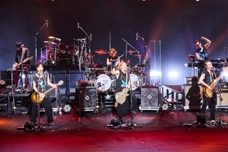 Rockon Social Club、河⼝湖ステラシアターで刻んだ特別な2⽇間 オフィシャルレポート到着
