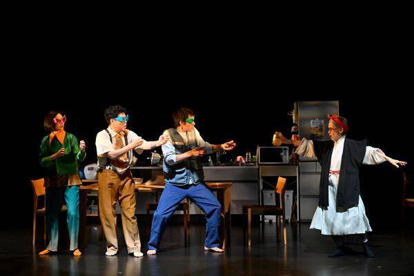 ノゾエ征爾の新作『りんごが落ちる』新国立劇場で開幕　金澤菜乃英「私たちからのエールが届きますように」