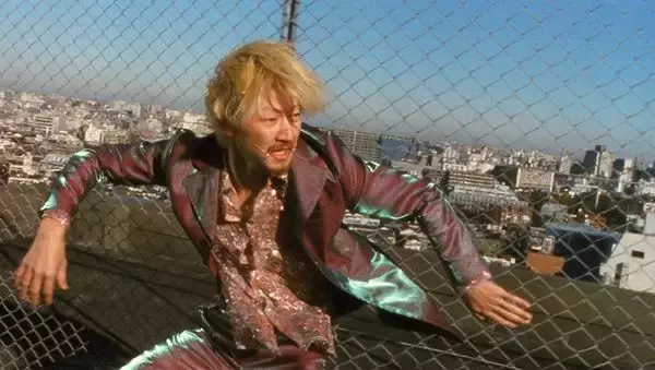 スカラ座やつるかめ食堂も『殺し屋1 4K』当時の歌舞伎町の姿を切り取った本編映像公開