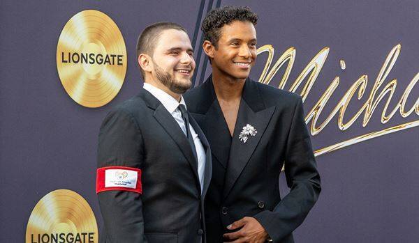 『Michael／マイケル』LAプレミアに一族集結！ 圧巻のパフォーマンスを収めた最終トレーラーも公開