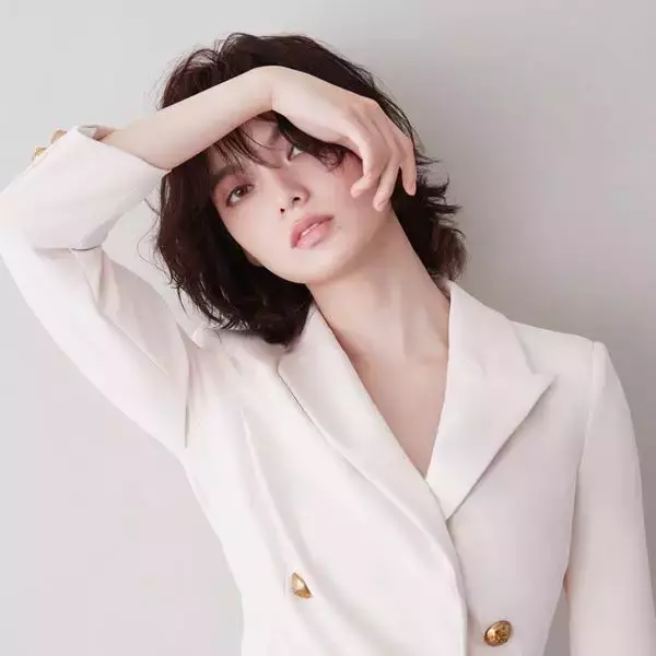 平手友梨奈、ソロ初の日本武道館ライブ『アナタタチノカルテ』開催決定