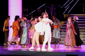 薮宏太、橋本良亮ら出演『ジョセフ・アンド・アメージング・テクニカラー・ドリームコート』東京・有楽町での公演が開幕