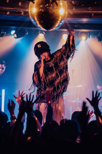 Ku:ui、初自主企画で未音源化の新曲を連発！盟友たちと共鳴した「ここから始まる」決意の夜をレポート