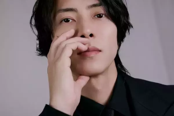 山下智久「やっと研修期間が終わった」30年を振り返って語る、ここから始まる新しい自分
