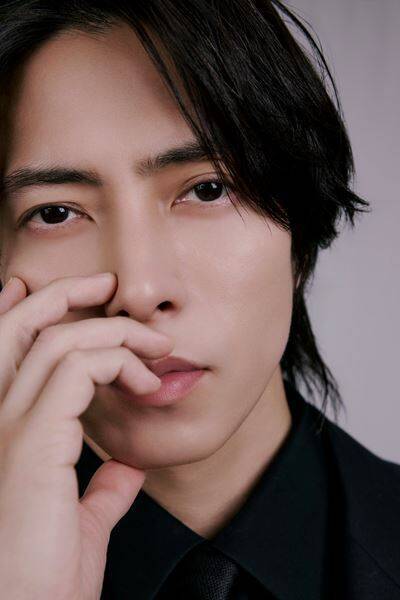 山下智久「やっと研修期間が終わった」30年を振り返って語る、ここから始まる新しい自分