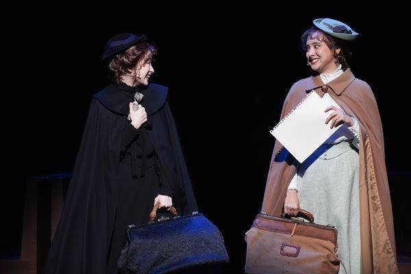 昆夏美×星風まどか、ふたりのマリーが新たな光を放つ　ミュージカル『マリー・キュリー』再演が開幕