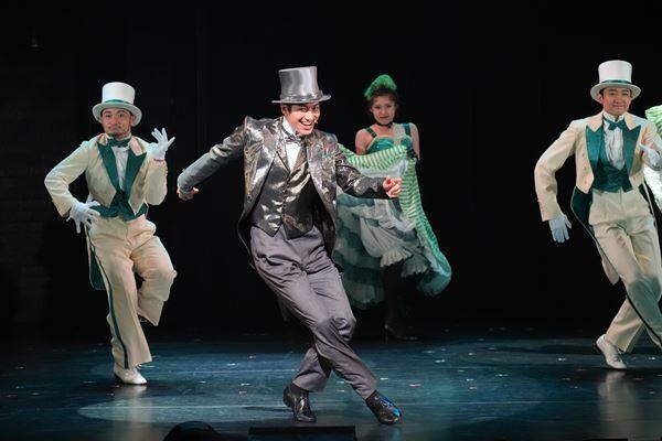 昆夏美×星風まどか、ふたりのマリーが新たな光を放つ　ミュージカル『マリー・キュリー』再演が開幕