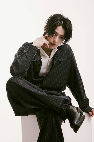 「一緒に“革命”を起こしたい」冬野心央が描く未来と素顔