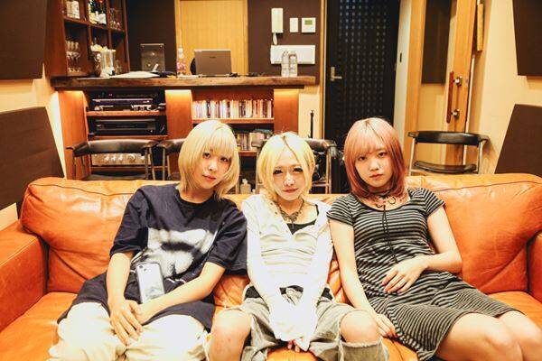 【つきみ主催ライブ『Mwah!』対談・第2弾】ににちゃん(つきみ)×サクラ＆ワキタルル(ちゃくら)が明かすお互いの存在とツーマンへの本音