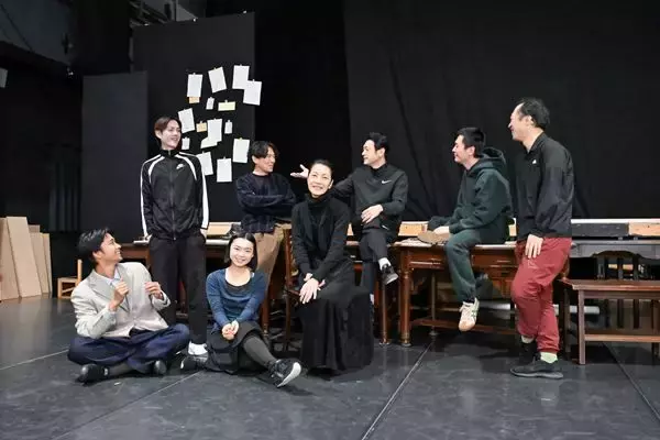 “永遠の子ども”だった彼らの、その後の物語。日本初演『ピーターとアリス』稽古場からスペシャルコラムが到着