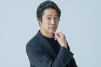 堤真一、加藤拓也演出で謎だらけの作品『カラカラ天気と五人の紳士』に挑む