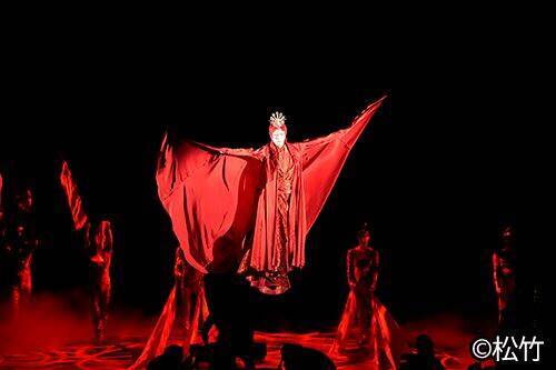 十周年を迎える“超歌舞伎”をはじめ、年の瀬を華やかに飾るラインナップ。歌舞伎座「十二月大歌舞伎」開幕　