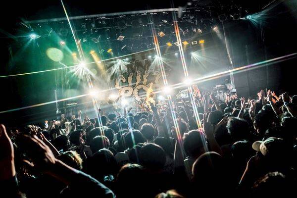 【Wienners 新体制ライブレポート】ついに始動！玉屋2060%が断言する新ボーカルYUURIが放つ圧倒的「フロントパーソン」の輝き！