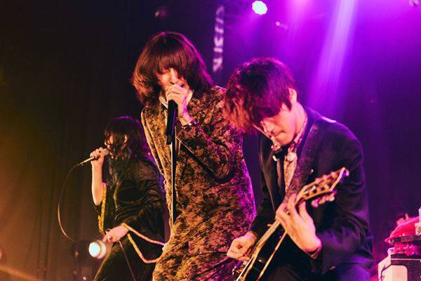 GLIM SPANKY『All the Greatest Buddies Tour 2025-2026』終幕！ラブサイケデリコを迎えたファイナル公演のオフィシャルレポート到着