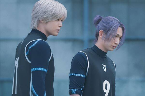 高橋文哉主演『ブルーロック』場面写真14点が一挙解禁！ YouTube企画も始動