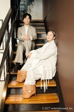 DREAMS COME TRUE、アルバム『THE BLACK ◯ ALBUM』収録曲MV公開、アリーナツアーの衣装のコラボなどを発表