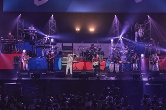 スターダスト☆レビューと杉山清貴＆オメガトライブ、初のジョイントライブ 10,000人を魅了!!【オフィシャルレポート】