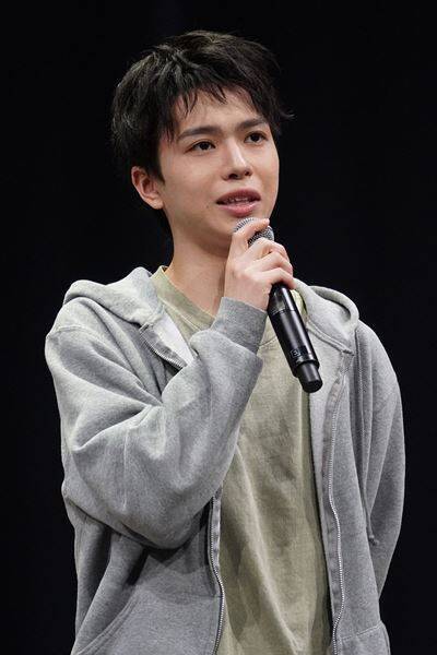 織山尚大、3年ぶり主演舞台『エクウス』開幕　初の東京グローブ座は「歴史を感じる素敵な劇場」