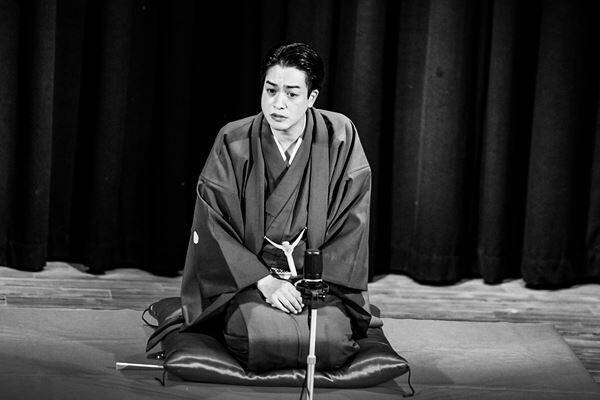 ロックと落語の奇跡の共演！佐々木亮介主催 "雷よ静かに轟け” 第十一夜は盟友・春風亭昇羊との"対バン"が実現「こんな友達がいるって自慢したかったんだよね」