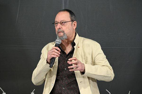 ジャン・レノが自らの半生を語るひとり舞台『らくだ』東京ほか全国11都市で　劇中に日本も登場