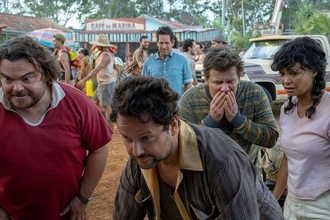 巨大ヘビからどう逃げる？『俺たちのアナコンダ』主演コンビによる“迷”サバイバル動画が公開