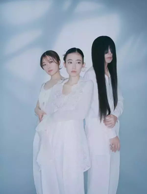 羊文学が『802 BINTANG GARDEN』で特番放送　塩塚モエカによる弾き語りライブ披露も