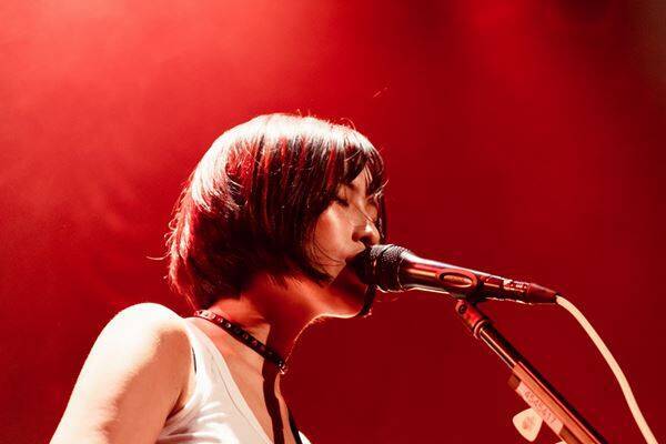 東京初期衝動、メジャーデビュー後初となるワンマンライブをレポート「今、君に会いに来ました！」