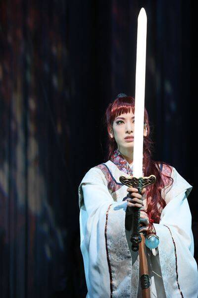 【レポート】柚香光、異界へ降り立つ。壮大なスケールで描かれるミュージカル『十二国記』、世界初演がついに開幕