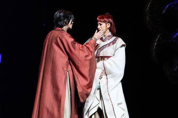 【レポート】柚香光、異界へ降り立つ。壮大なスケールで描かれるミュージカル『十二国記』、世界初演がついに開幕