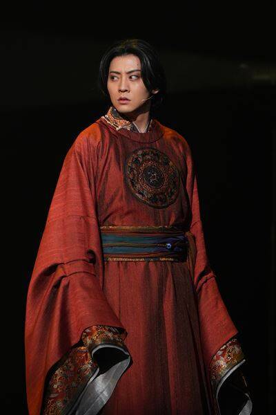【レポート】柚香光、異界へ降り立つ。壮大なスケールで描かれるミュージカル『十二国記』、世界初演がついに開幕
