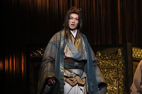 【レポート】柚香光、異界へ降り立つ。壮大なスケールで描かれるミュージカル『十二国記』、世界初演がついに開幕