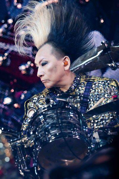 BUCK∞TICK、全国ツアー『BUCK∞TICK TOUR 2025 -ナイショの薔薇の下-』グランドフィナーレ日本武道館公演 のオフィシャルレポート到着！