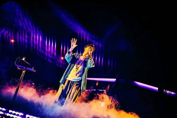 福山雅治、デビュー35周年ツアー千秋楽で魂の熱唱　福岡ドームに3万人の歓声が響く【オフィシャルレポート】