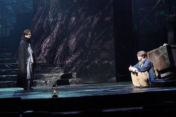 新劇場の幕開けを飾るスペクタクル『AmberS-アンバース-』、感情を揺さぶる物語が始動