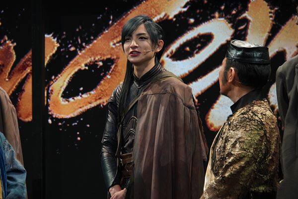 新劇場の幕開けを飾るスペクタクル『AmberS-アンバース-』、感情を揺さぶる物語が始動