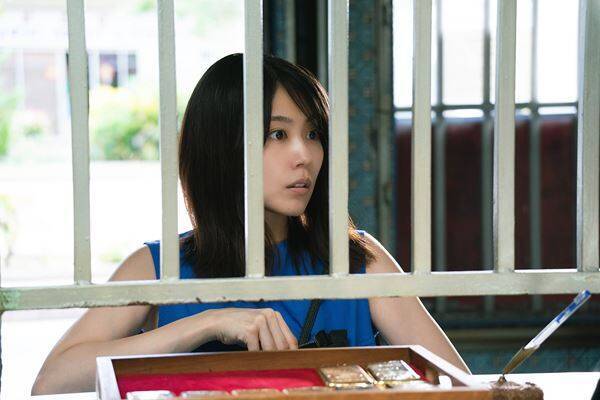 犯罪にハマる！ 有村架純×黒木華×南沙良の『マジカル・シークレット・ツアー』──闇の中で輝く一瞬【おとなの映画ガイド】
