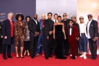 映画『Michael／マイケル』世界初上映で観客総立ちの熱狂！ 米倉涼子も驚愕「本物のマイケルがいた」