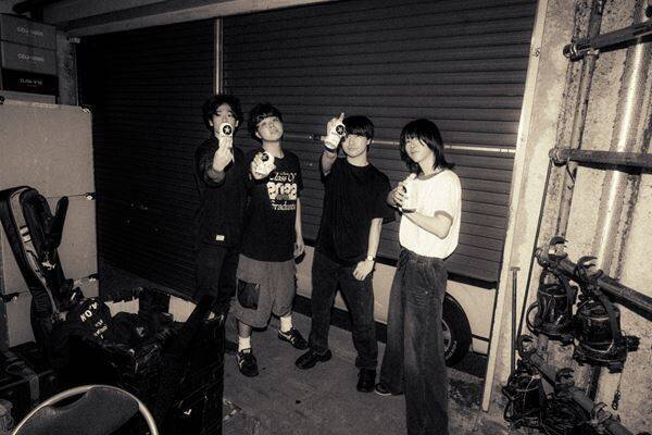 ルサンチマン、バンド史上最大規模のリキッドルームの夜！チケット完売で会場を揺らした『一生モノツアー』集大成