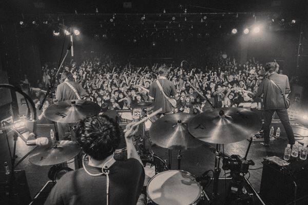 ルサンチマン、バンド史上最大規模のリキッドルームの夜！チケット完売で会場を揺らした『一生モノツアー』集大成